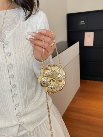 2026 New Fashion Acrylic Flower Evening Bag